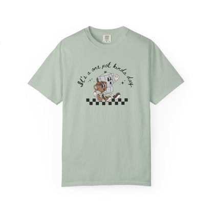 One Pot Kinda Day, Vintage Coffee-Themed Unisex T-Shirt, Perfect for Coffee Addicts, Gift for Friends, Trendy Graphic Tee, Casual Everyday Wear