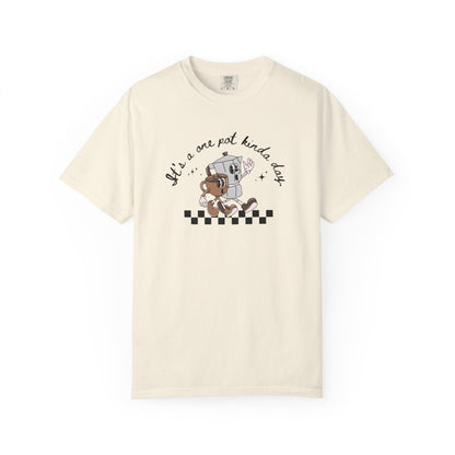 One Pot Kinda Day, Vintage Coffee-Themed Unisex T-Shirt, Perfect for Coffee Addicts, Gift for Friends, Trendy Graphic Tee, Casual Everyday Wear